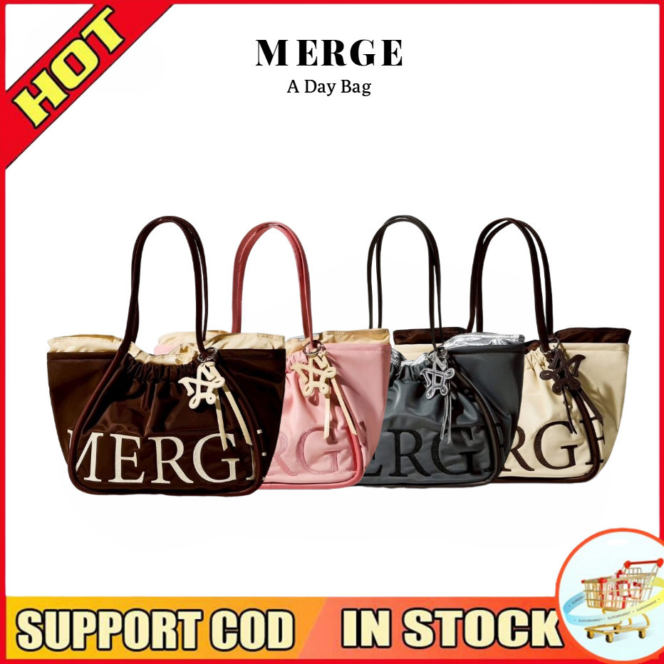 【สินค้าพร้อมส่ง】100%ของแท้ Merge A Day Bag Nylon Large ของ ใหม่มือ ของแท้100%