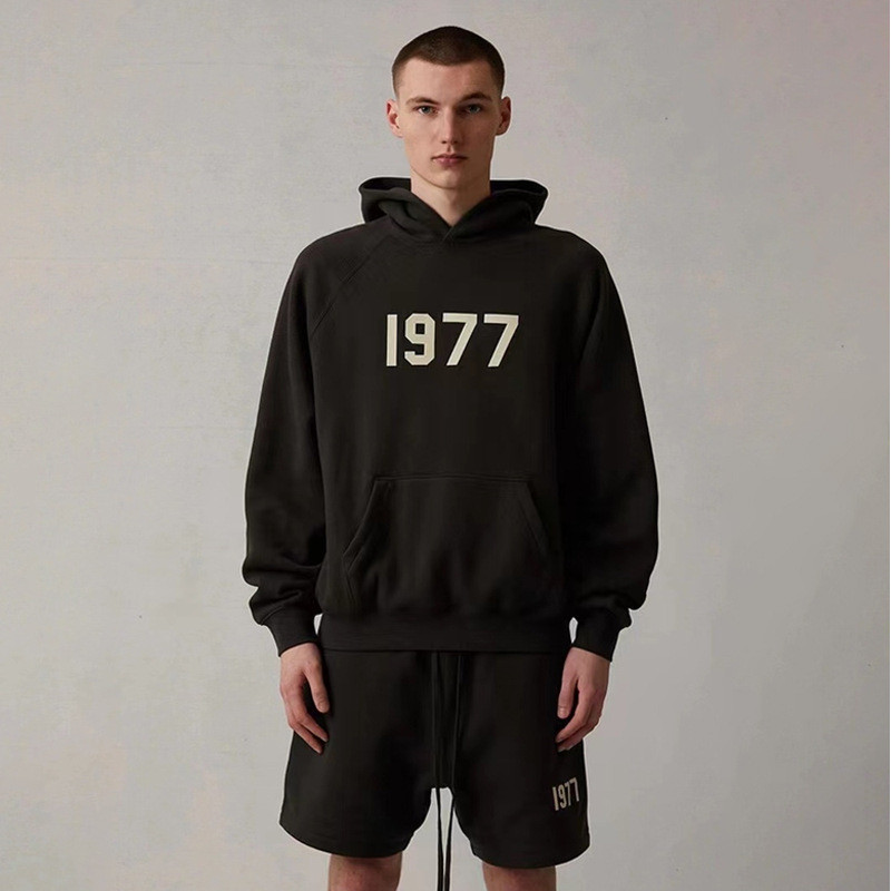 ESSENTIALS เสื้อสเวตเตอร์อินเทรนด์สําหรับผู้ชาย-เสื้อฮู้ดขนแกะอเมริกัน-1977 เสื้อสเวตเตอร์