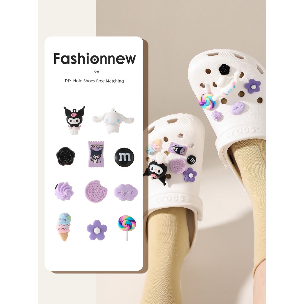 jibbitz crocs croc jibz รองเท้าหัวเข็มขัด Kuromi สไตล์การ์ตูน พร้อมดอกไม้ถอดได้ สำหรับตกแต่งเอง