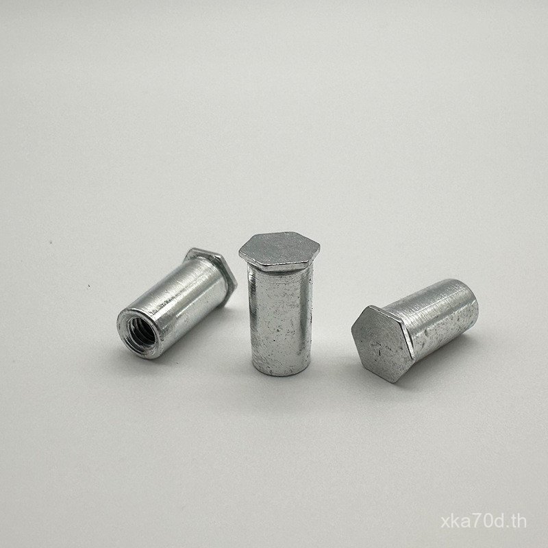ที่กําหนดเอง BSO เหล็กคาร์บอนชุบสังกะสีหกเหลี่ยมตาบอดหลุมกด Rivet Nut คอลัมน์กด Rivet Bolt Rivet ควา