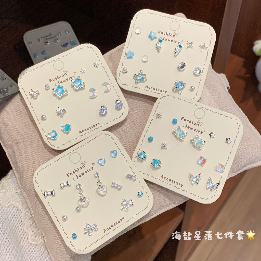 ต่างหูขนาดเล็กสไตล์เกาหลี ลายดอกไม้สีฟ้า พร้อมเข็มเงิน สวยงามและสวมใส่ง่ายในวันหยุดฤดูร้อน
