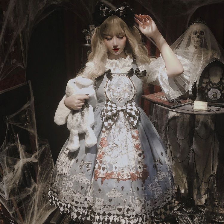 กระโปรงโลลิต้า Gothic Retro Funeral Alice lolita Dress jsk Sling Dress