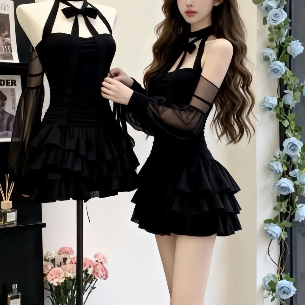 ชุดเดรสแขนยาวแบบ halter neck สีดำ ผ้ากอซเนี้ยบๆ มัดย-fast ทรงกระบอกแคบ เหมาะสำหรับลุคคลาสสิกและหรูหรา