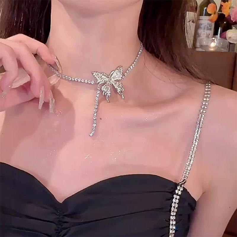 Newsmallbrains เงา Rhinestone Choker สร้อยคอผู้หญิงหรูหราสีเงินคริสตัล Clavicle Chain สร้อยคอเครื่อง
