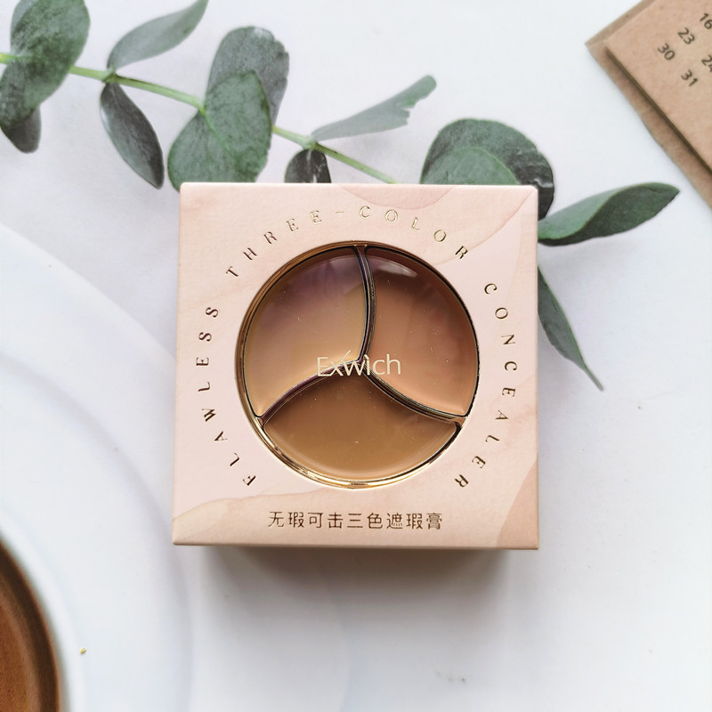 corrector คอนซีลเลอร์ Flawless Clickable Tricolor Concealer เนื้อครีม Silky ง่ายต่อการทา มาพร้อมพัฟ 