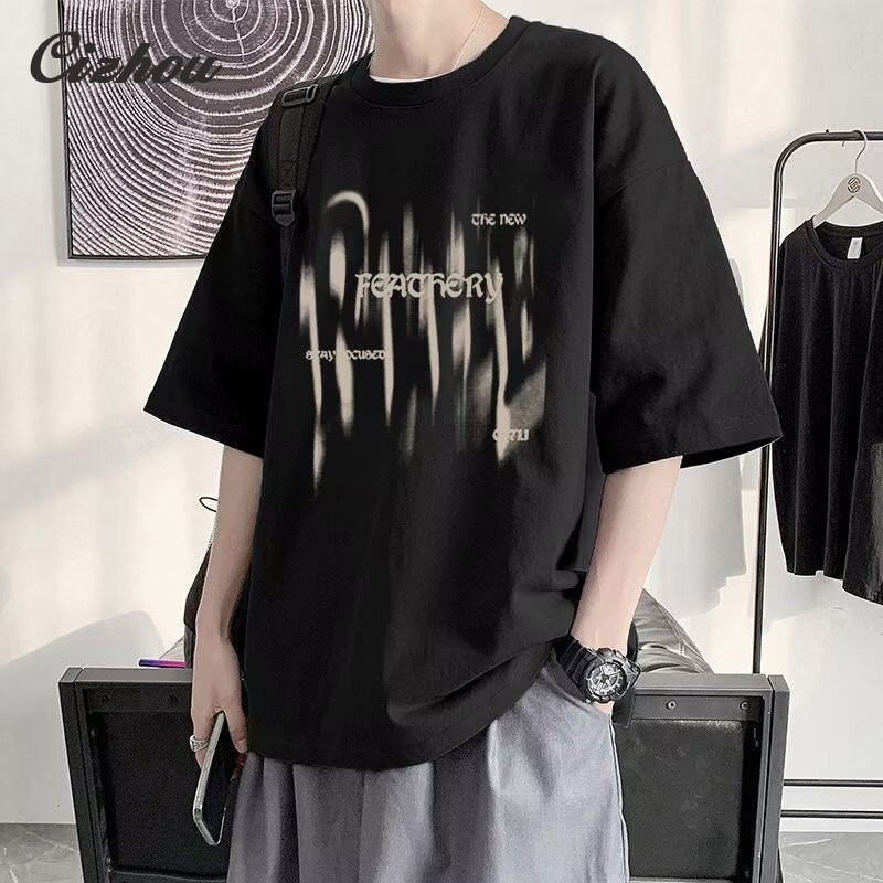 เสื้อยืดผู้ชายสไตล์อเมริกัน ทรงหลวม พิมพ์ลายคอกลม สำหรับสวมใส่ในชีวิตประจำวัน
