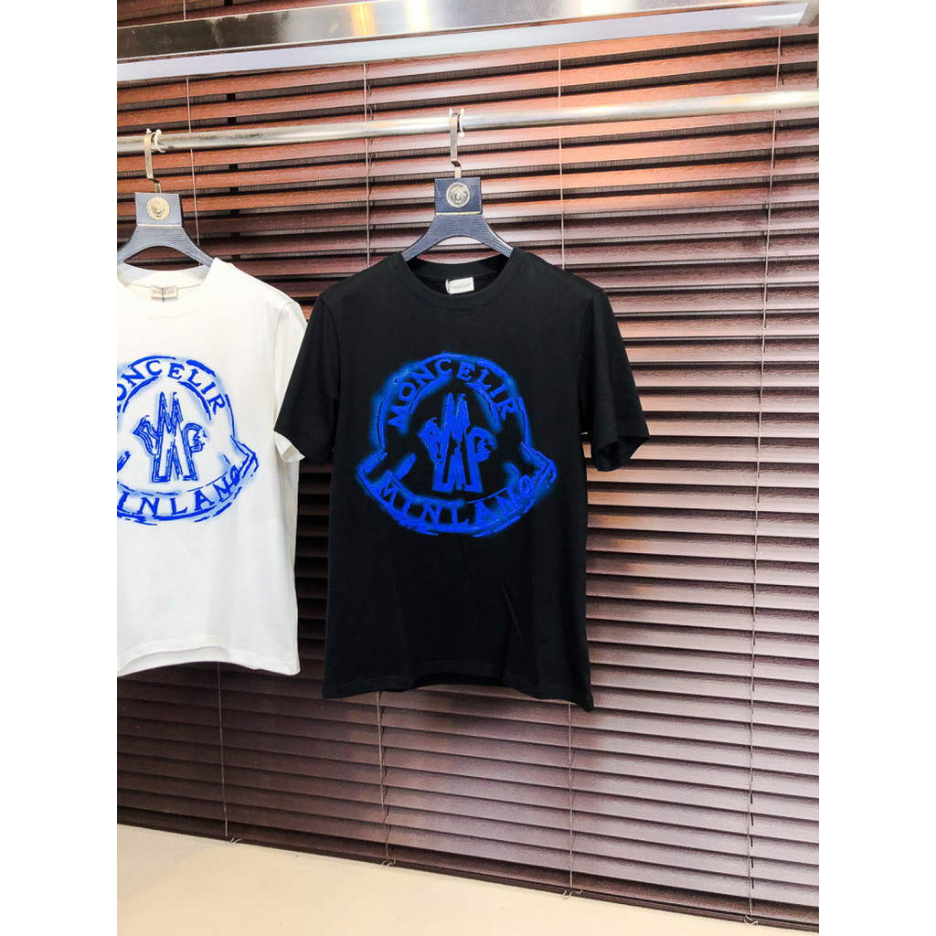 Moncler2026 Moncler-สไตล์ใหม่6XLคอกลมแขนสั้นเสื้อยืดคู่สไตล์ผู้ชายขนาดใหญ่สีคมชัดรอบคอSlim-fitเคาน์เ