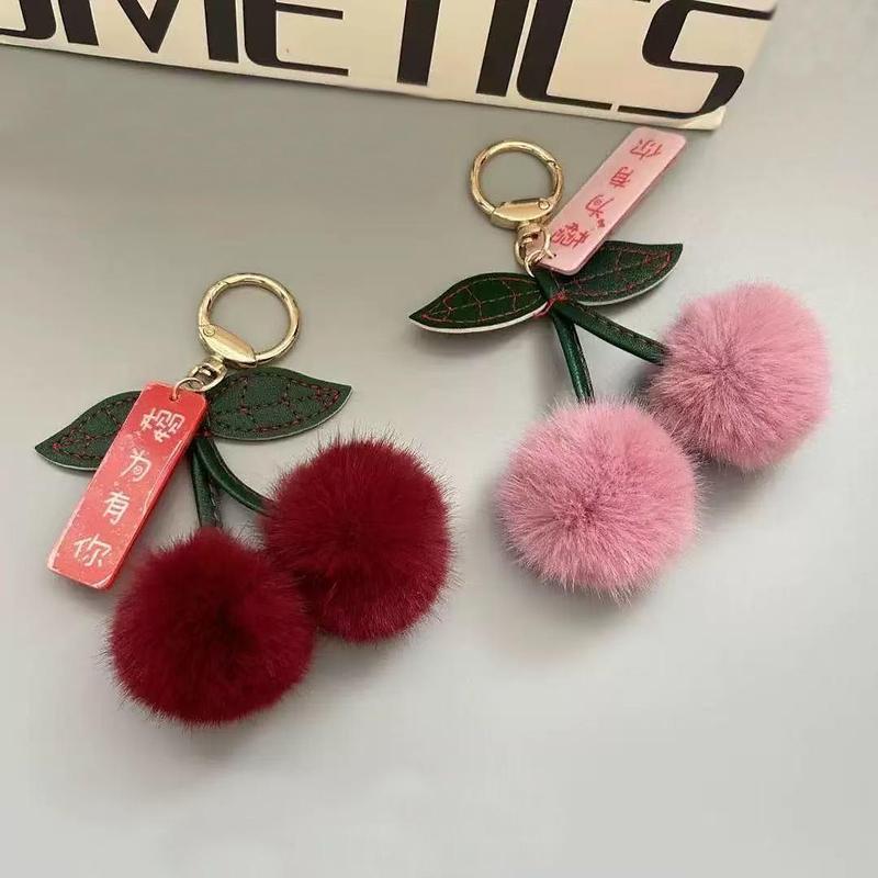 【พร้อมส่ง】พวงกุญแจเชอร์รี่ น่ารักขนปุย ตกแต่งกระเป๋า  สไตล์เกาหลี