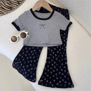 เด็กผู้หญิงสไตล์เกาหชุดเซ็ต 2 ชิ้นแขนสั้น+กางเกงขายาวขาบานลี…