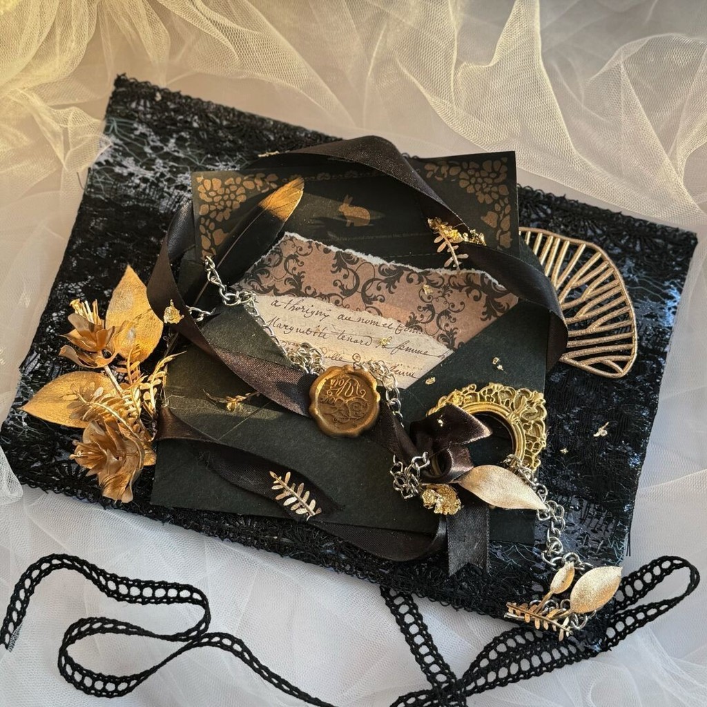 Casual Matching No Pressure High-Appearance Value Gumei Props Tie Pain Bag Material Accessories Set 