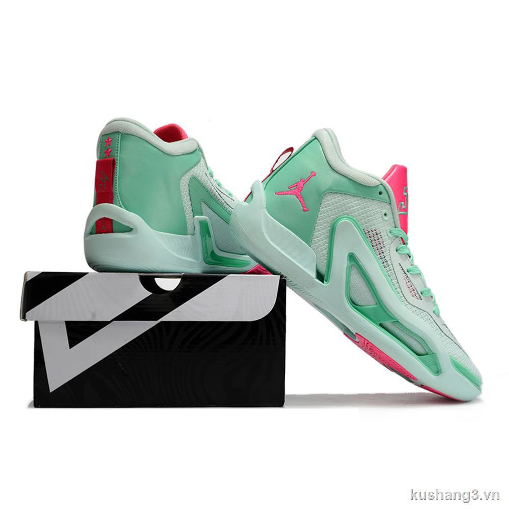 รองเท้าบาสเก็ตบอล Air Jordan Zoom Tatum 1 2023 สีฟ้าและสีเงิน