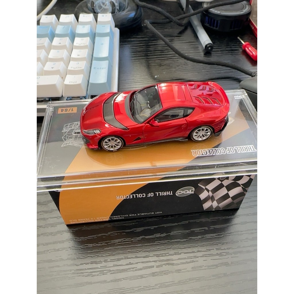 TOC Fumei 1/64 Ferrari 812 Competizione+Metal Red+Alloy Car Model Waterless Sticker, Missing Right E