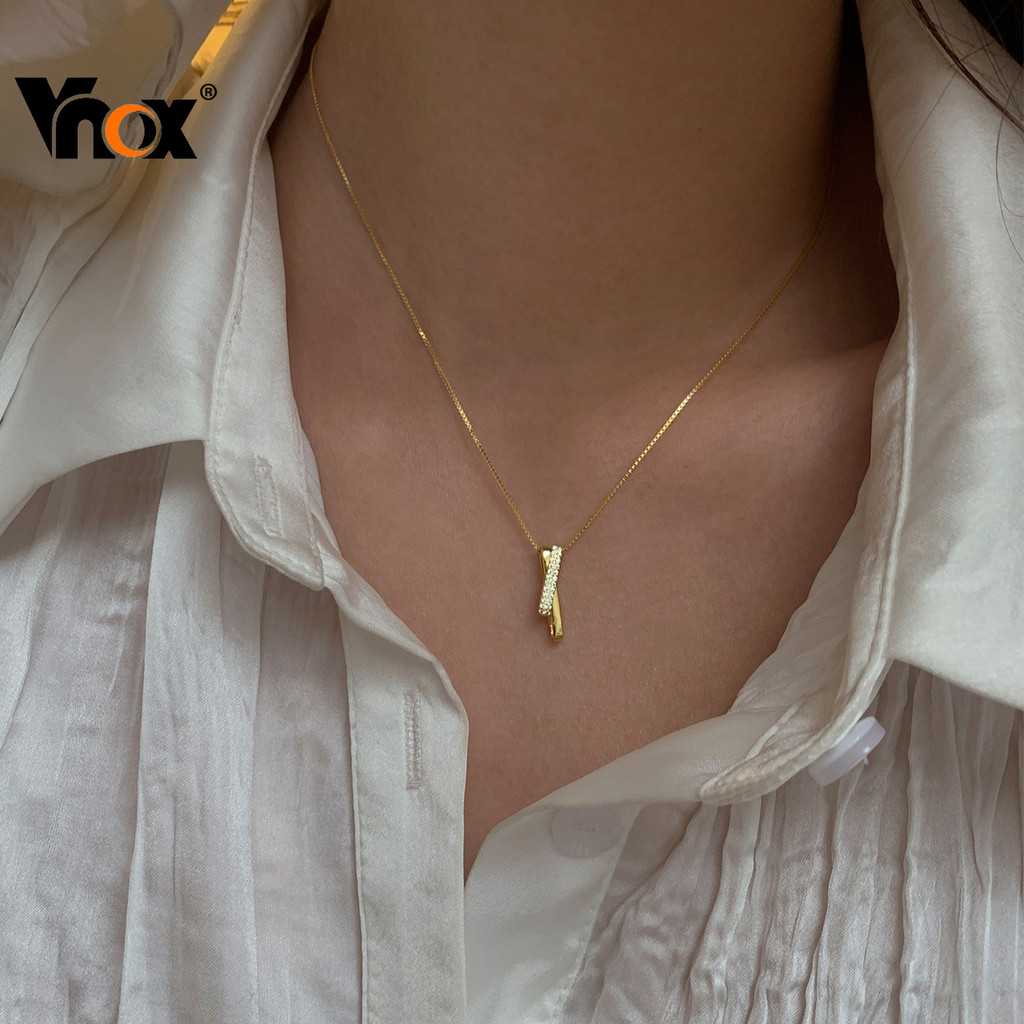 Vnox จี้สร้อยคอนำโชค สไตล์เรขาคณิต สำหรับผู้หญิง งานฝีมืออย่างสวยงามจากทองเหลือง