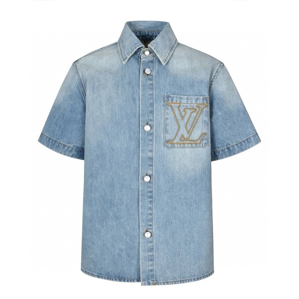 เสื้อยีนส์ครึ่งแขน จากLouis Vuitton