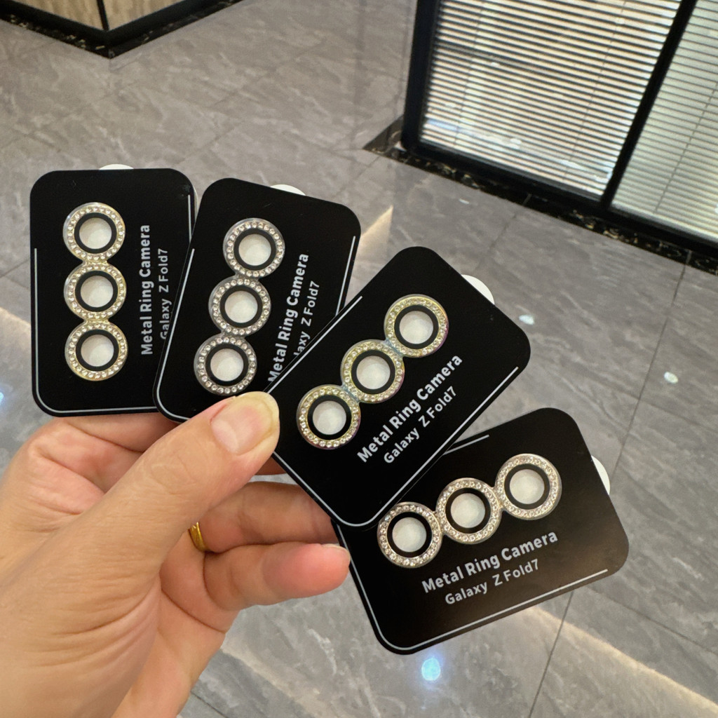 ใช้ได้กับฟิล์มเลนส์ Samsung ZFold7 W26 Diamond-studded Eagle Eye กล้องหลังความละเอียดสูงกล้องคลุมทั้
