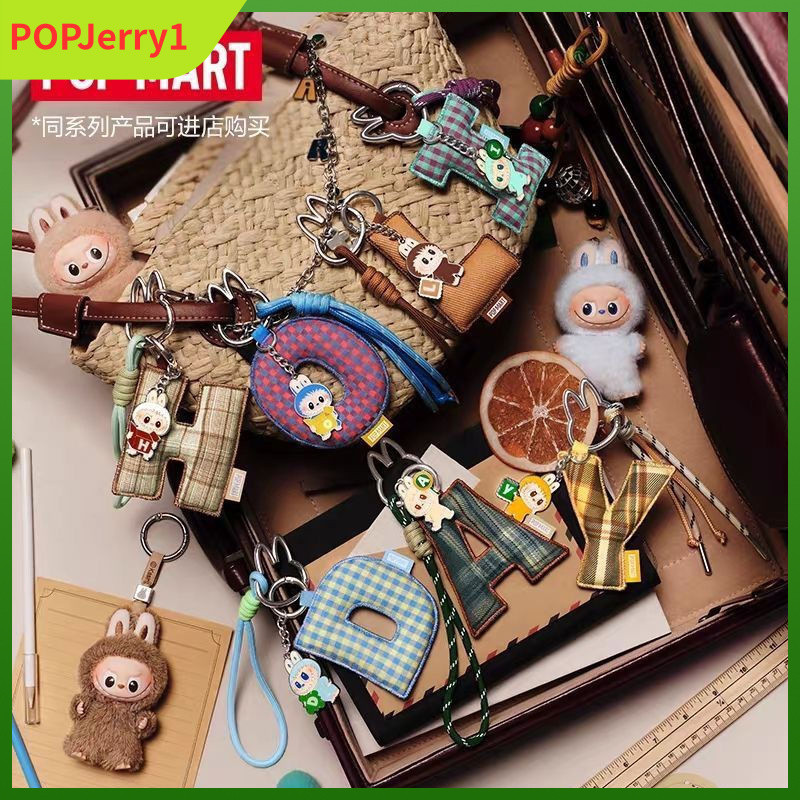 POPMART POPMART THE MONSTERS Heart Code Series Letter Pendant กล่องปริศนาอินเทรนด์