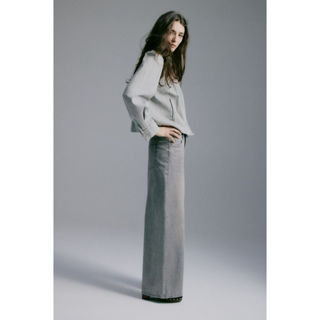 H&M(เอชแอนด์เอ็ม) กางเกงยีนส์เอวปกติทรงกว้าง Women Wide Regu…