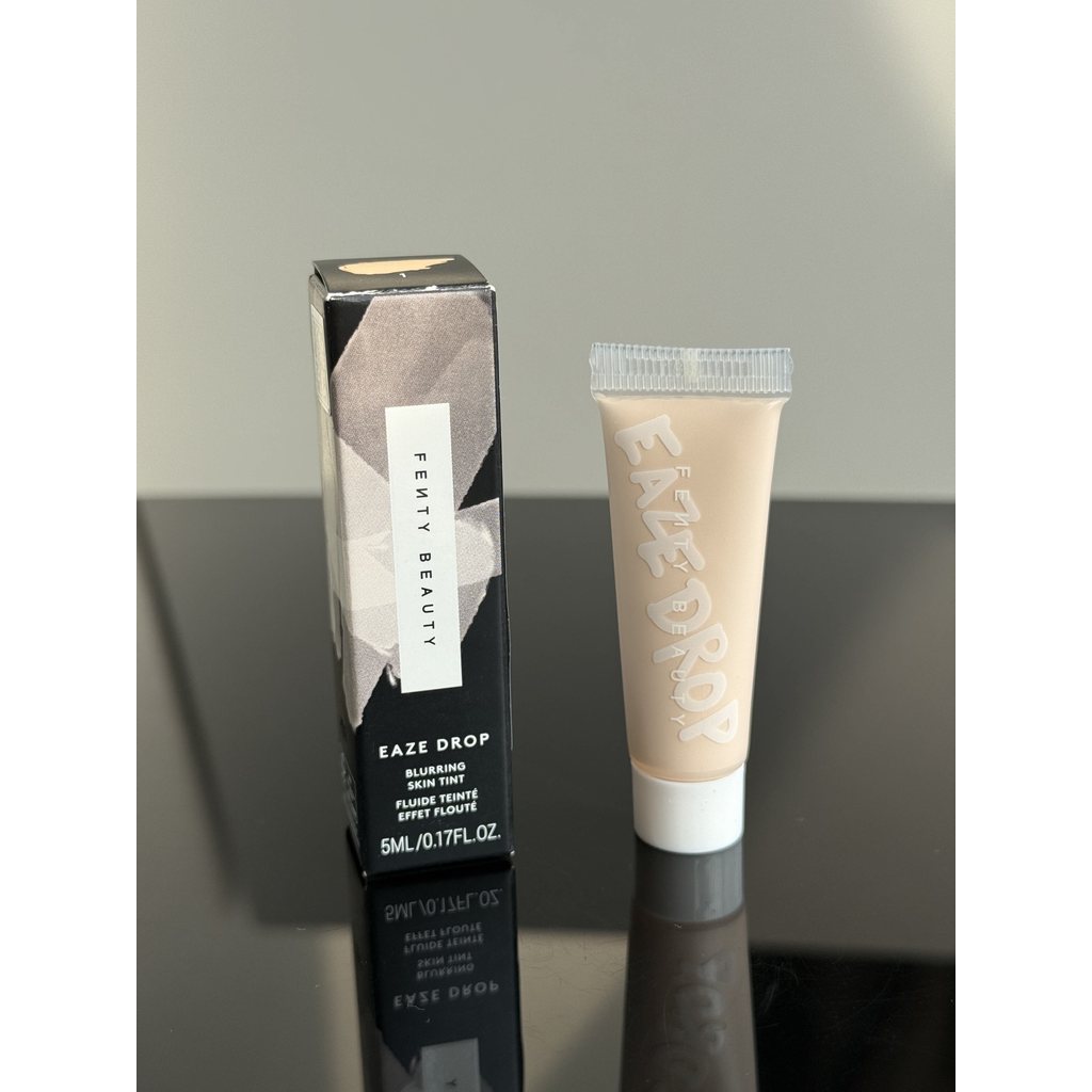 cushion ไพรเมอร์ ** ราคา Rihanna Filter Master Soft Light Long-Lasting Liquid Foundation คอนซีลเลอร์