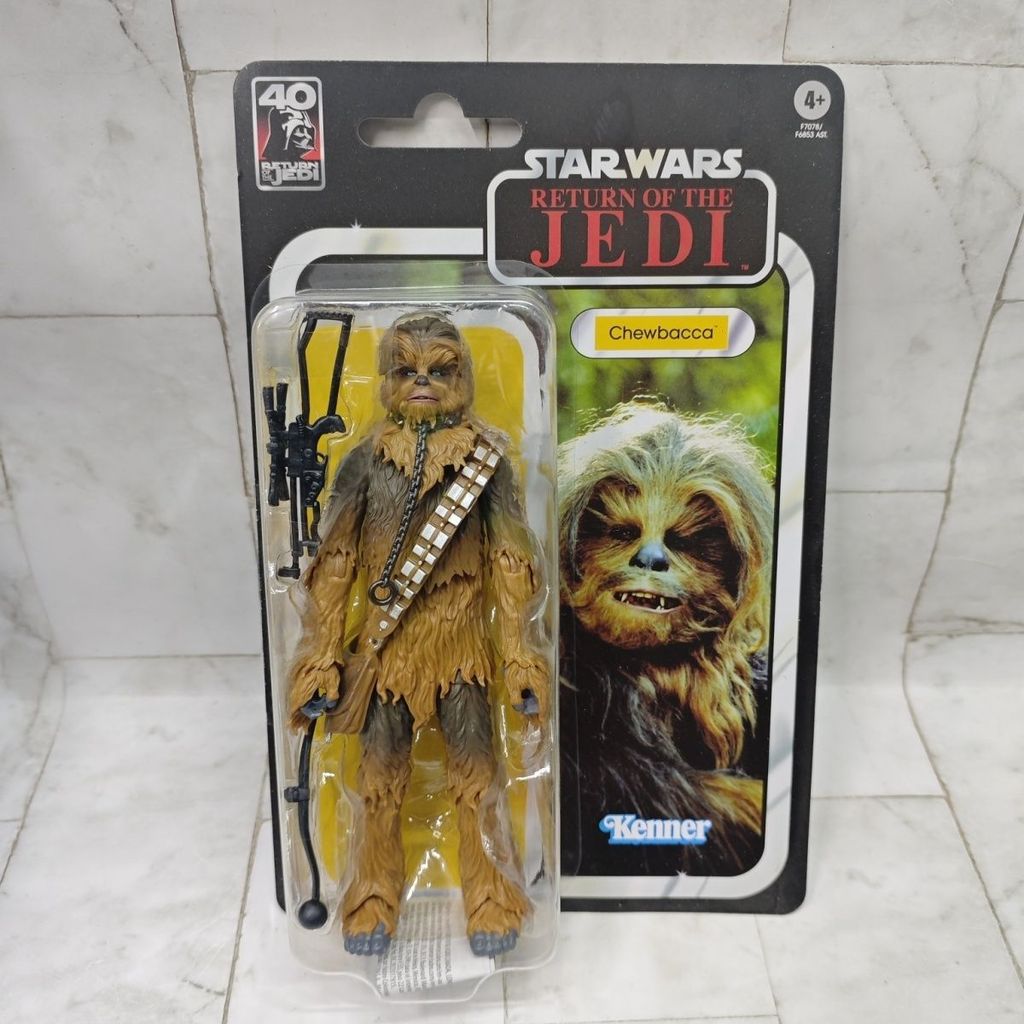 ผลิตภัณฑ์ใหม่ ข้อเสนอพิเศษ#孩之宝 Star Wars 40th Anniversary Hanging Card Series Chubacca 20cm Action F