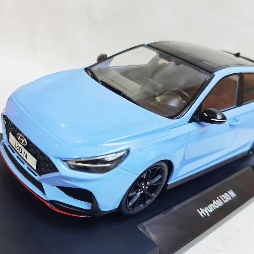MCG 1/18 Hyundai i30 N SUV รถรุ่นไม่เปิดประตูไม่ได้ Steer