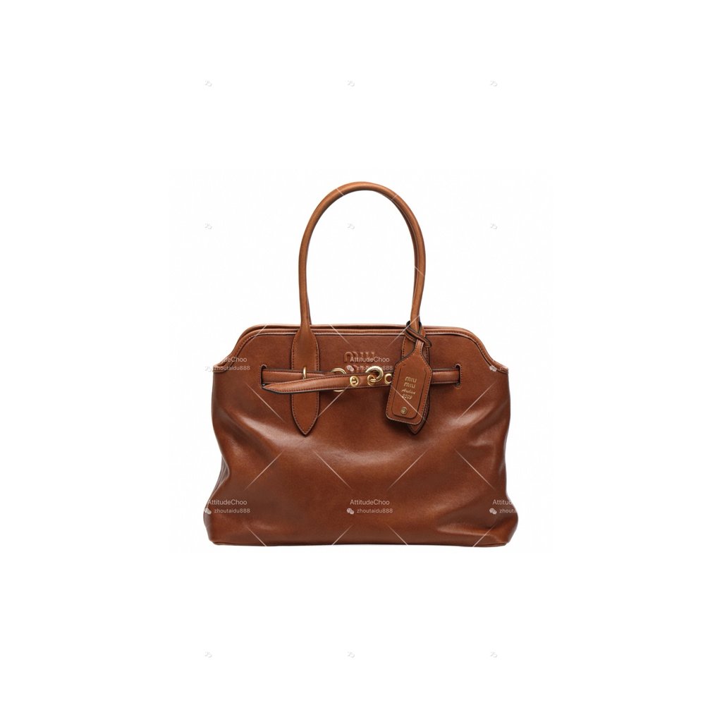 MIMIU Mumu Aventure Belt Lock กระเป๋าถือหนังแกะ