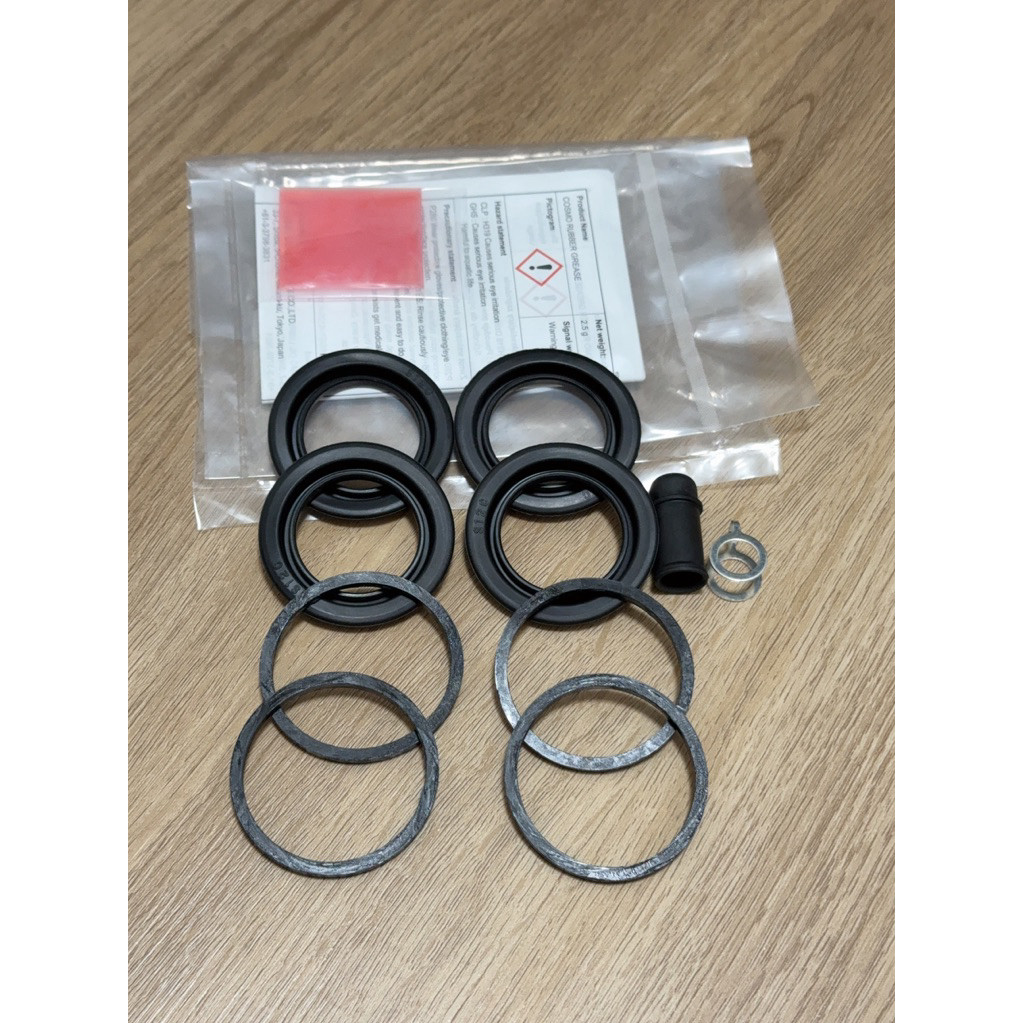 ชุดซ่อมเบรคหลัง 3uz แท้ ยางดิสเบรคหลัง 3uz แท้ สินค้าตรงปก100%