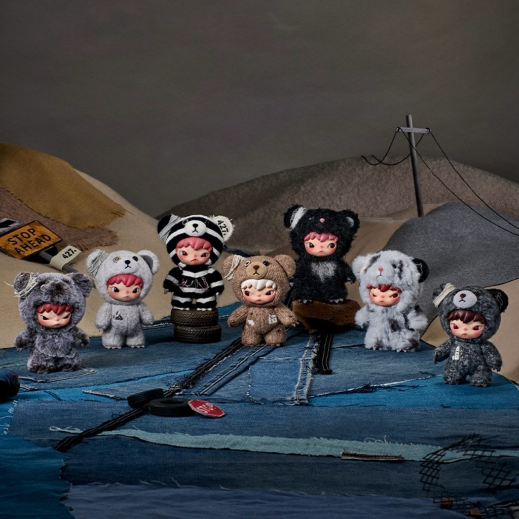 Hirono Road Journal Series Random Doll Keychain – ตุ๊กตาหนานุ่มน่ากอด แขวนกระเป๋าได้ ของสะสม รุ่นลิม