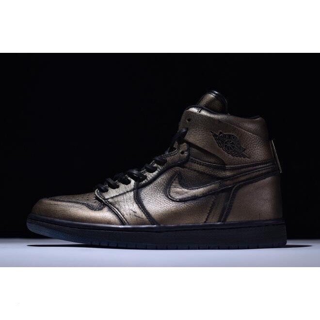 ต้นฉบับของลม Air Jordan 1 Retro High OG Wings Metallic Gold/Black AA2887-035