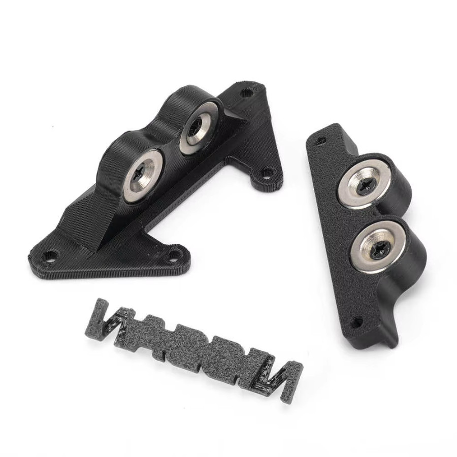 1/10 YIKONG YK4107 จําลองโลโก้รถแม่เหล็กดูดสําหรับ 4107 Crawler รถ RC รีโมทคอนโทรลรถการปรับเปลี่ยนอั