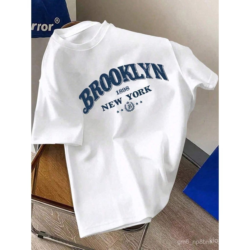 CODKasual Bera Muda Brooklyn & New York Letter Contrast สีพิมพ์ติดตั้งรอบคอแขนสั้นเสื้อยืด,เหมาะสําห