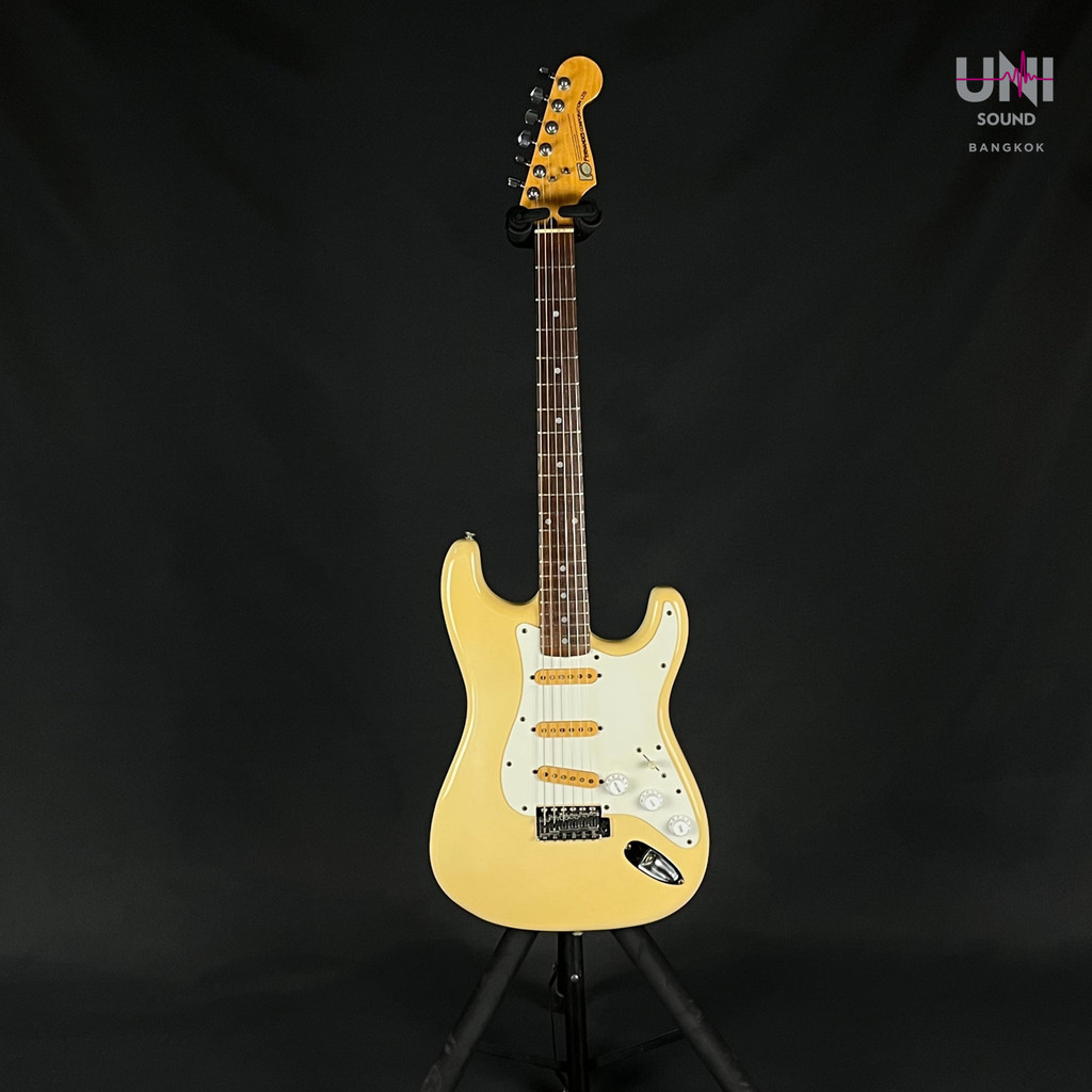กีต้าร์ไฟฟ้า Fernandes Japan FST-50 Stratocaster (Stone Logo)