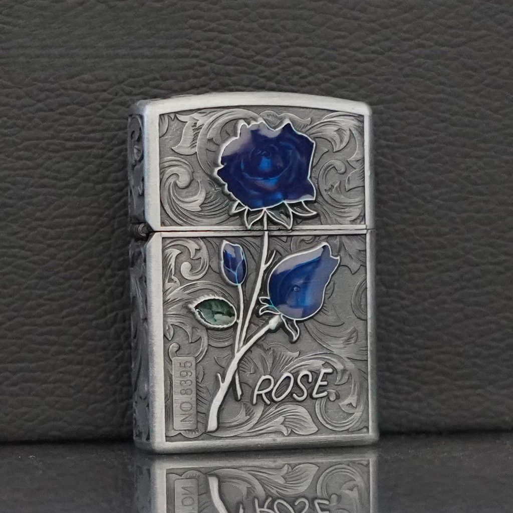 「⚡ขาดทุน!」   สีหลักกุหลาบบรอนซ์กุหลาบน้ำมันก๊าดไฟแช็กกันลมของขวัญเทศกาล Qixi /1 - รูปที่ 2