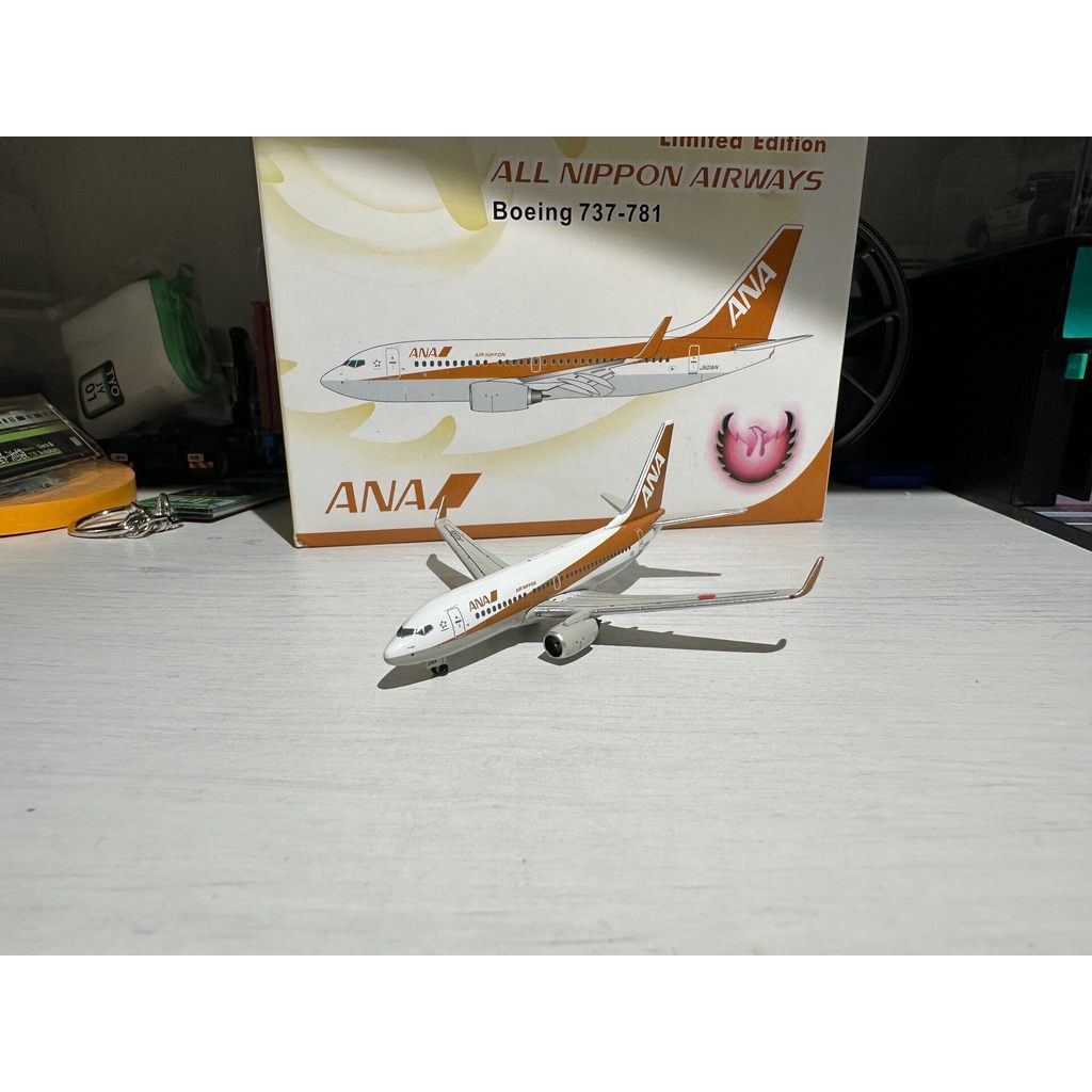 [สต๊อกพร้อม] Phoenix PH 1/400 All Airways Nippon ANA Boeing 737-700 JA01AN First Gold ANA Original P