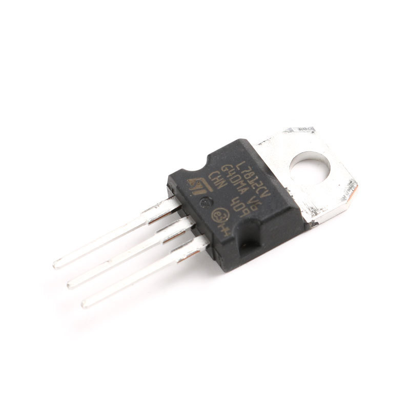 ของแท้ 100% ปลั๊กตรง L7812CV TO-220 แรงดันไฟฟ้าเอาต์พุต 12V/1.5A ชิปวงจรตัวควบคุมแรงดันไฟฟ้าสามปลาย