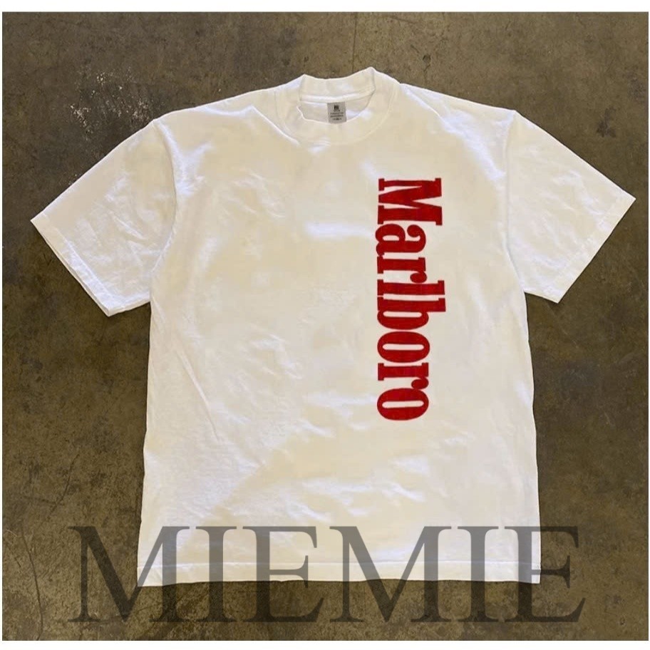 เสื้อยืดฤดูร้อนคอกลม MARLBORO สไตล์สําหรับผู้ชายและผู้หญิงแขนหลวมพิมพ์ลายตัวอักษร MARLBORO ที่สวยงาม