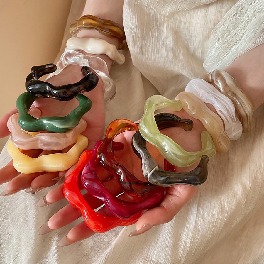 ✨✨กำไลข้อมือสไตล์เกาหลีผู้หญิง สร้อยข้อมือแฟชั่นงาน วัสดุอะคริลิก ทรงกลม ย้อนยุค