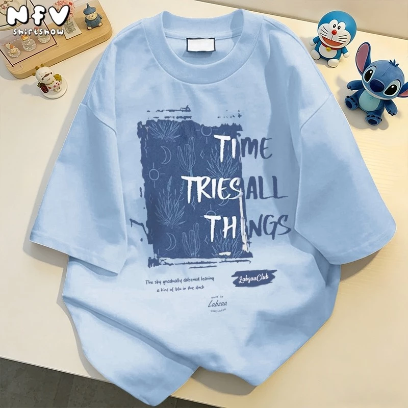 【จัดส่งตลอด 24 ชั่วโมง】NFV สไตล์เกาหลี เสื้อยืด ลวดลายแฟชั่น Oversized สะดวกสบาย ระบายอากาศ ผ้าฝ้าย YG563