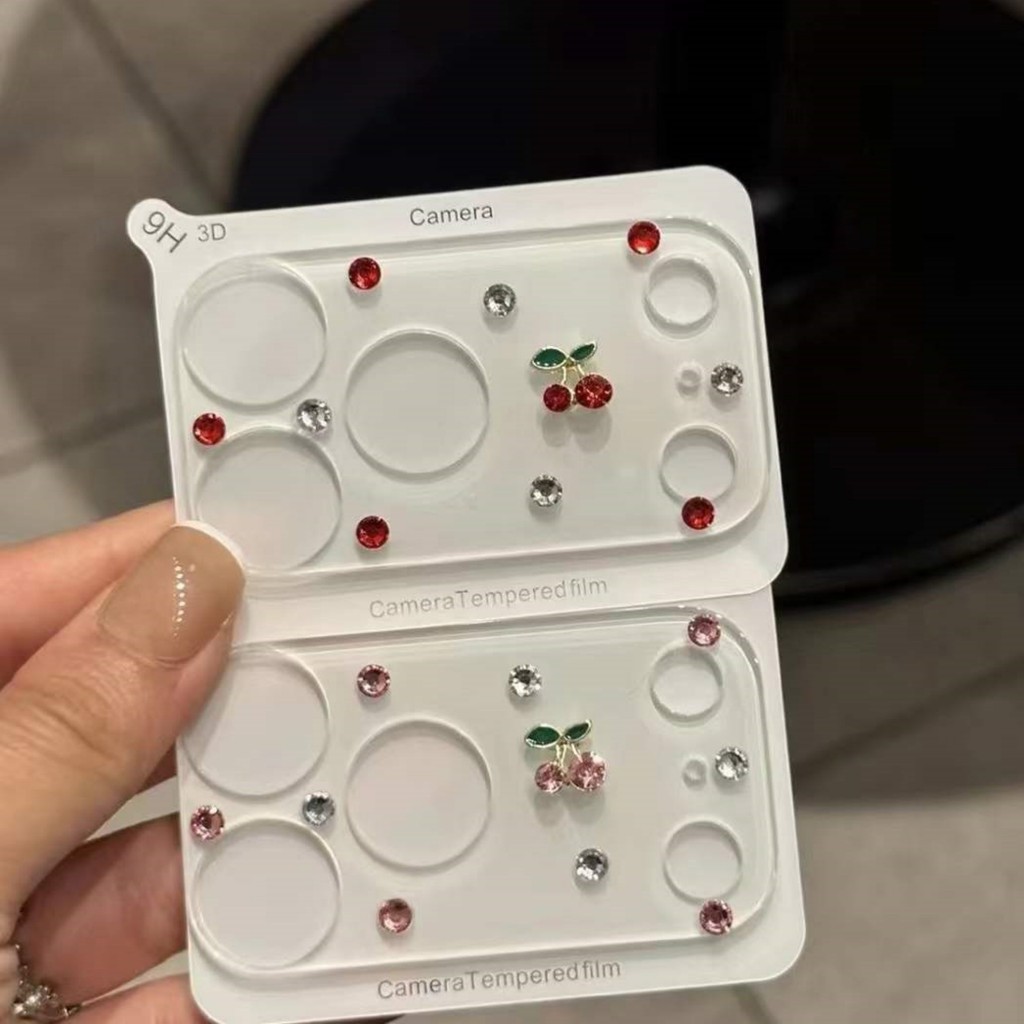 น่ารัก 3D สีชมพูสีแดงเชอร์รี่ Rhinestone ตกแต่งกล้องเลนส์ Protector สําหรับ iPhone 17 Pro Max 17 Pro กระจกป้องกันเลนส์