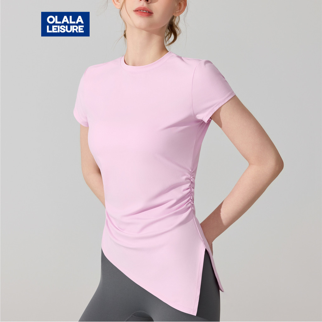 OLALA เสื้อยืดโยคะสำหรับผู้หญิง พร้อมร่องระบายอากาศ สวมใส่ได้ทั้งในยิมและกลางแจ้ง