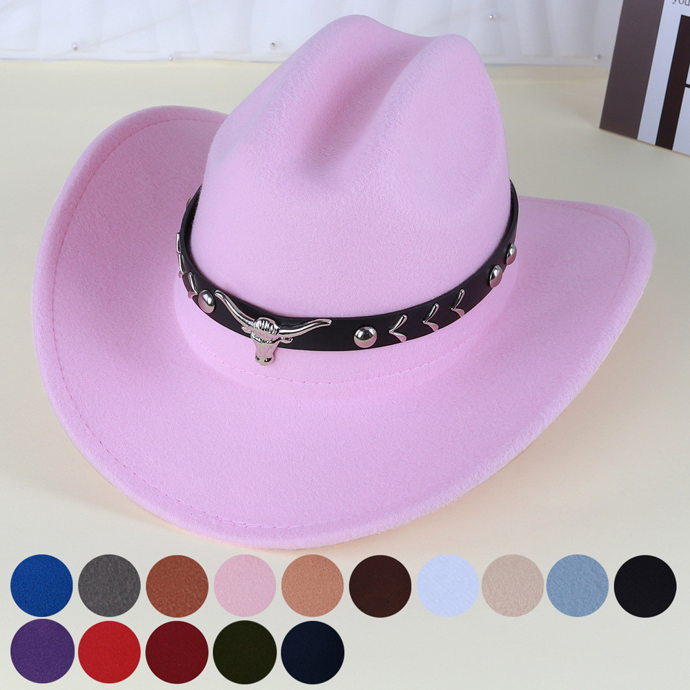 Western cowboy hat with leather belt inlaid with cow heads and irregular shapes, a fashionable acces