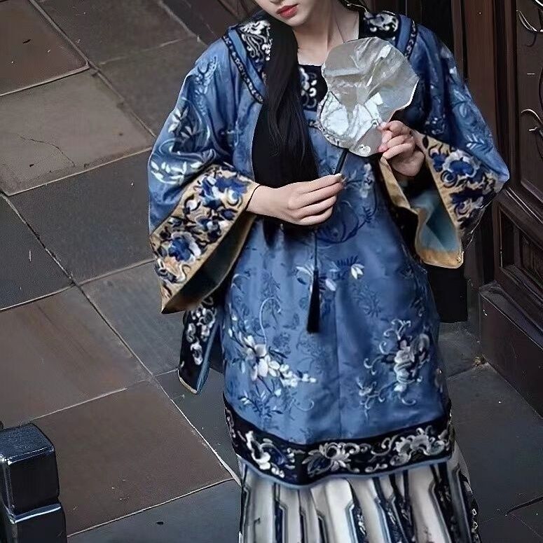 สินค้าใหม่พร้อมสต็อก Original Qing Dynasty Qing Dynasty Night Qing Hanfu Blue White Porcelain เครื่อ