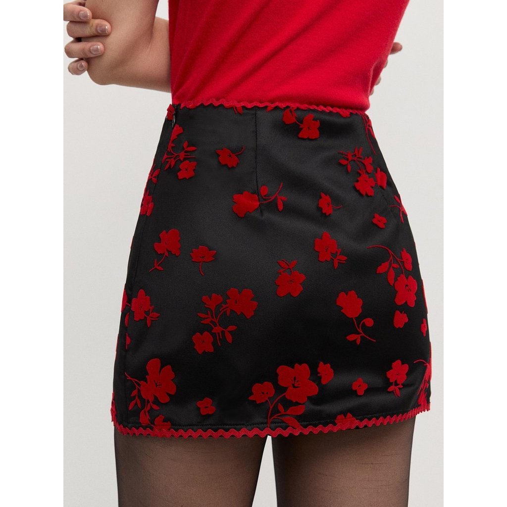 [Pomelo] กระโปรงสั้นลายดอกไม้ / Floral Mini Skirt - รูปที่ 3