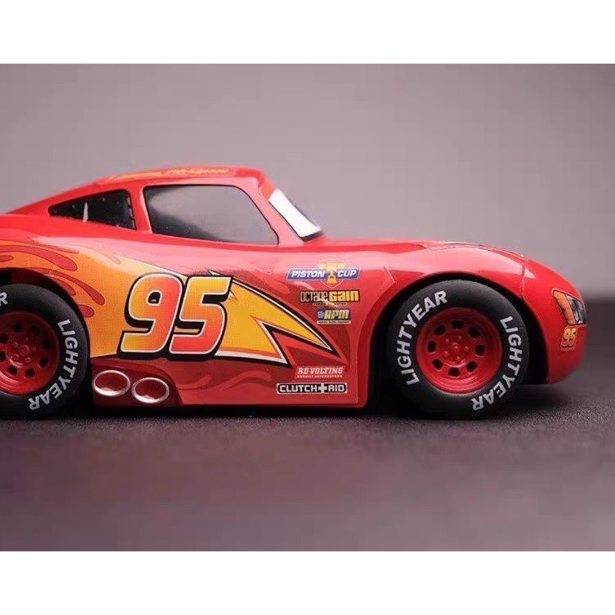 Cars McQueen 1st Generation Alloy Model Toy 11cm N4U3