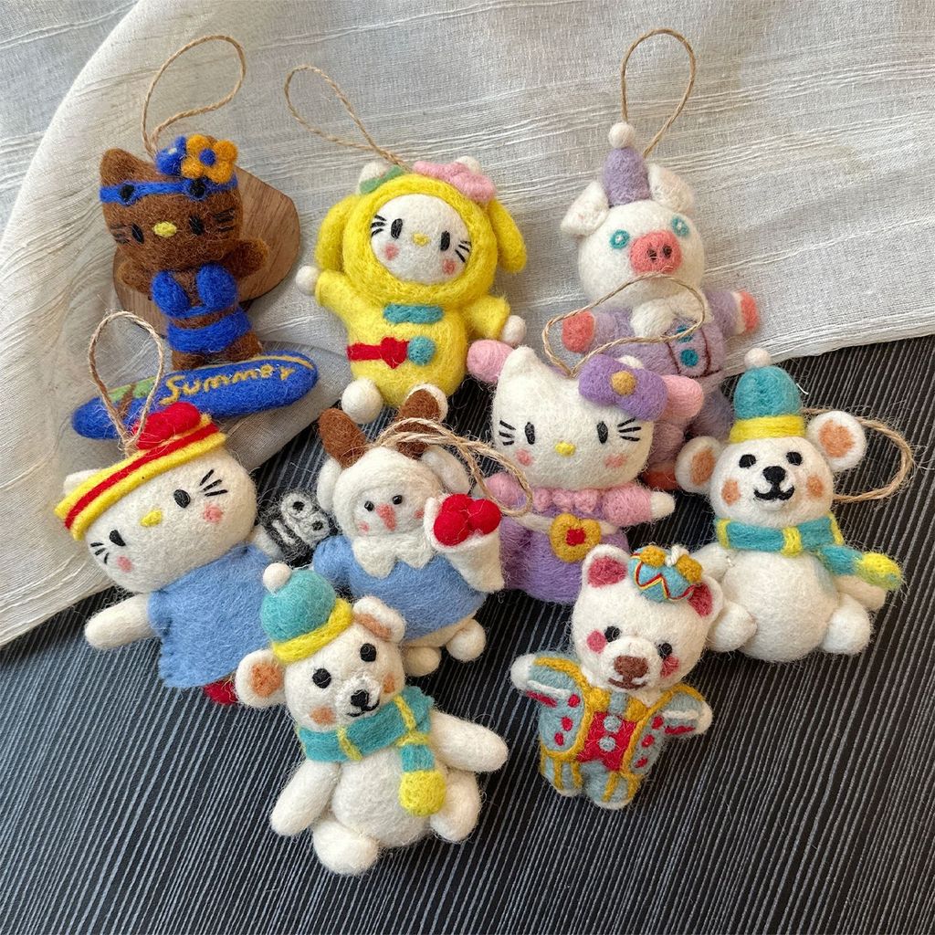 < Cute Coming > Wool Felt Charm Bag Charm Hand-Made Charm Bag Pendant พวงกุญแจน่ารัก
