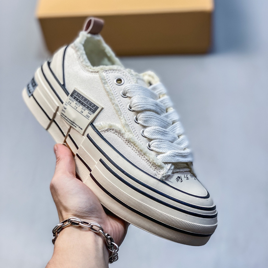 รองเท้าลําลองผู้หญิง X xVESSEL สไตล์แฟชั่น ทำจากผ้าใบ สวมใส่ง่ายสำหรับทุกวัน