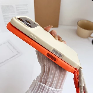 เคสโทรศัพท์ซิลิโคนพร้อมสายคล้องคอCrossbodyแบบปรับได้สําหรับIPhone 17 16 15 13 11 12 13 Pro Max PlusกันกระแทกDrop-proofปกหลัง