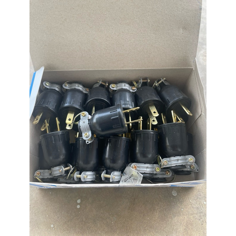ปลั๊กยางตัวผู้​ 24ตัว 220-240V.​15A​ 2ขา​ ขาแบน ปลั๊กไฟ​ ผลิตจากยางแท้​ ตัวกลม​  ใส่สายไฟได้ตั้งแต่2*0.5-2*2.5