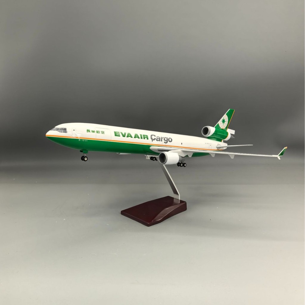 EVA AIR Cargo 1: 130 จําลอง EVA AIR Cargo 11 Cargo เครื่องบิน MD11 เครื่องบินรุ่น