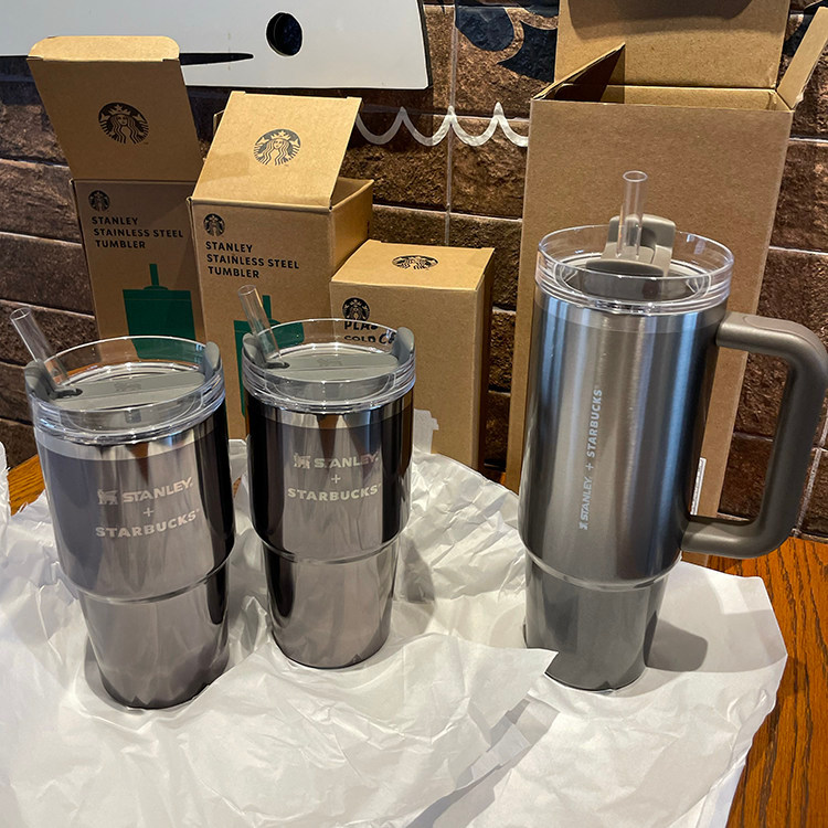 [Daigou] [Jellys Home] Korea Direct Mail Starbucks 2025 New Core Classic Grey Silver Stanley