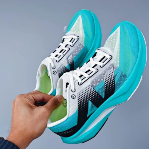 🏆✅รับประกันของแท้ (พร้อมส่ง & พรี🔥) NEW BALANCE FuelCell Rebel v4 รองเท้าวิ่งใส่ซ้อมใส่แข่งได้ทุกระย